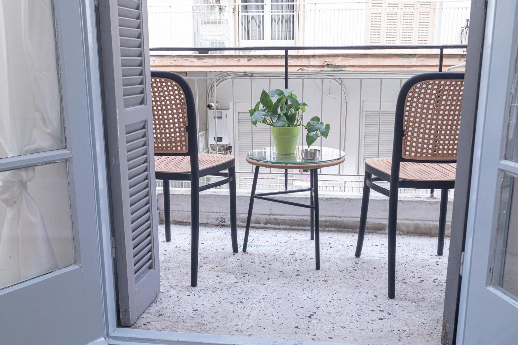 Mainavenue Living Local Apartment Thessaloniki Exterior photo